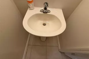 8511 Trail Wind Dr, Tampa, FL 33647 - Photo 12