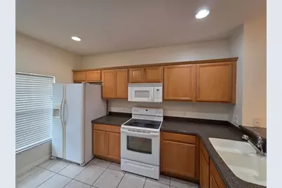 8511 Trail Wind Drive, Tampa, FL 33647 - Photo 4