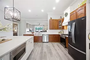 3004 Marble Crest Dr, Land O Lakes, FL 34638 - Photo 10