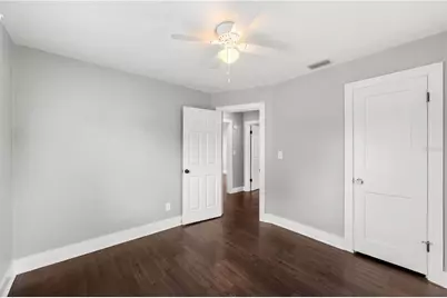 5345 38th Avenue N, Saint Petersburg, FL 33710 - Photo 12