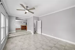 5345 38th Ave N, Saint Petersburg, FL 33710 - Photo 4