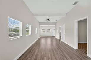 2525 W Beach St, Tampa, FL 33607 - Photo 8