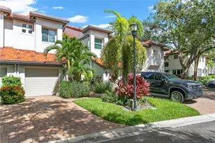 1116 Shipwatch Cir, Tampa, FL 33602 - Photo 2