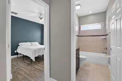 7029 Old Benton Drive, Apollo Beach, FL 33572 - Photo 8