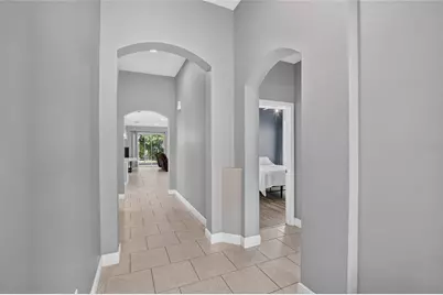 7029 Old Benton Drive, Apollo Beach, FL 33572 - Photo 4