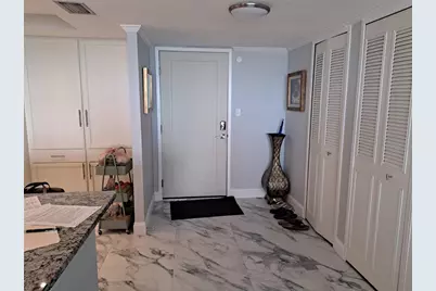 400 Island Way #1409, Clearwater Beach, FL 33767 - Photo 4