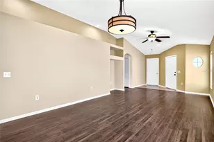 12629 Evington Point Dr, Riverview, FL 33579 - Photo 8