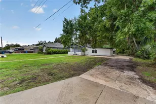 8809 Dyer Rd, Riverview, FL 33578 - Photo 52