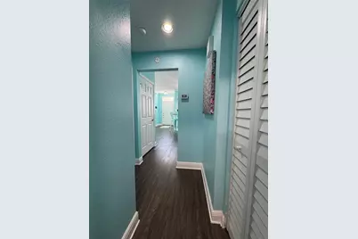 9288 Lake Chase Island Way, Tampa, FL 33626 - Photo 28