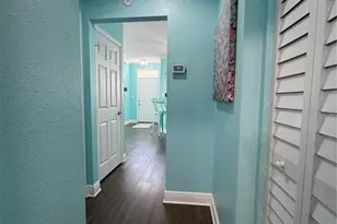 9288 Lake Chase Island Way, Tampa, FL 33626 - Photo 28