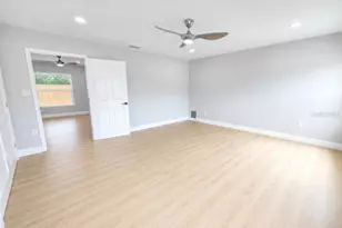 138 Davison Ave NE, Saint Petersburg, FL 33703 - Photo 34