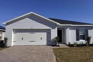 347 Biltmore Blvd, Dundee, FL 33838 - Photo 1