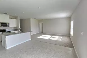 347 Biltmore Blvd, Dundee, FL 33838 - Photo 8