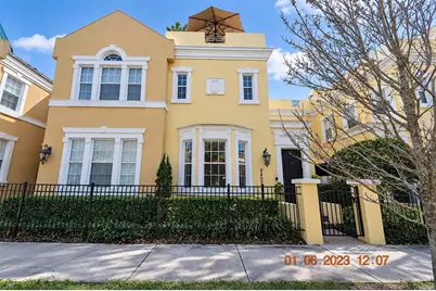 2405 Victoria Gardens Lane #2405, Tampa, FL 33609 - Photo 1