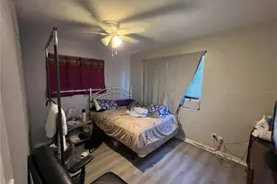 1044 58th Ave N, Saint Petersburg, FL 33703 - Photo 16