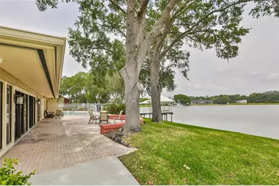 215 Lake Brook Circle #201, Brandon, FL 33511 - Photo 14