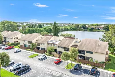 750 N Village Drive N #105, Saint Petersburg, FL 33716 - Photo 2