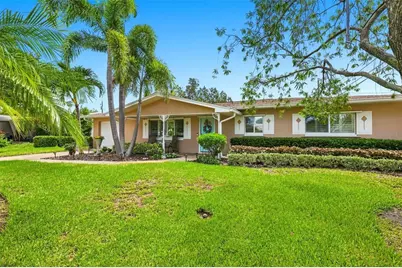 8919 109th Lane, Seminole, FL 33772 - Photo 6