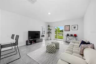 35630 Kinsey Pt, Zephyrhills, FL 33541 - Photo 10