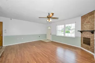 7326 Lehigh Ct, Zephyrhills, FL 33540 - Photo 6