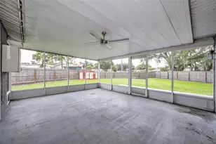 7326 Lehigh Ct, Zephyrhills, FL 33540 - Photo 26