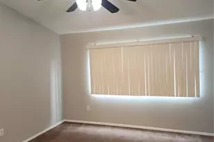 2302 Lake Woodberry Cir, Brandon, FL 33510 - Photo 34