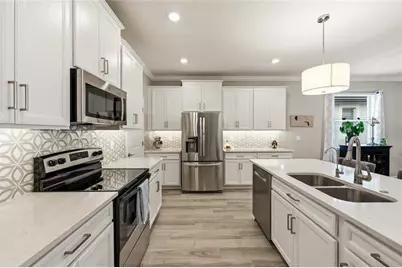 31553 Cannon Rush Drive, San Antonio, FL 33576 - Photo 2