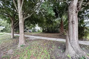 766 51st Ave N, Saint Petersburg, FL 33703 - Photo 8