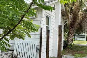 766 51st Ave N, Saint Petersburg, FL 33703 - Photo 6