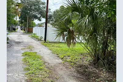 766 51st Avenue N, Saint Petersburg, FL 33703 - Photo 10