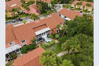 3675 41st Way S #I, Saint Petersburg, FL 33711 - Photo 6