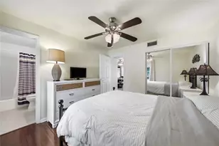 5092 Beach Dr SE, Saint Petersburg, FL 33705 - Photo 16