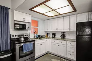 14023 Palm St, Madeira Beach, FL 33708 - Photo 12