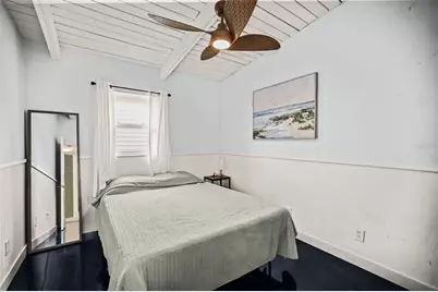 14023 Palm Street, Madeira Beach, FL 33708 - Photo 16