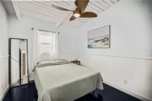 14023 Palm St, Madeira Beach, FL 33708 - Photo 16