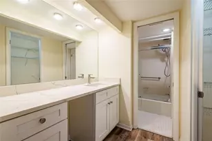 2618 Cove Cay Dr, Clearwater, FL 33760 - Photo 28