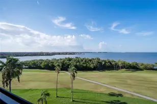 2618 Cove Cay Dr, Clearwater, FL 33760 - Photo 32