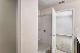 2403 Caspian Dr, Lakeland, FL 33805 - Photo 14