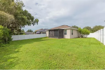 36108 Laguna Hills Circle, Zephyrhills, FL 33541 - Photo 30