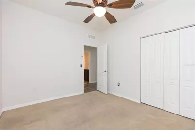 36108 Laguna Hills Circle, Zephyrhills, FL 33541 - Photo 16