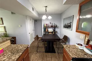 10200 Gandy Blvd N, Saint Petersburg, FL 33702 - Photo 12