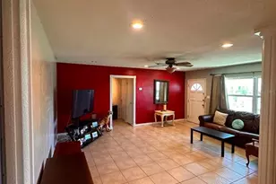 8923 110th Ln, Seminole, FL 33772 - Photo 4