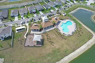 7850 Sail Clover Ln, Zephyrhills, FL 33540 - Photo 24