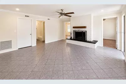 7301 N Dartmouth Avenue, Tampa, FL 33604 - Photo 2