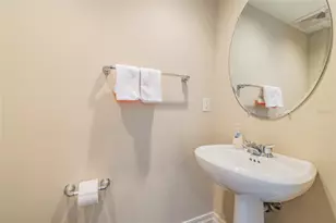 449 S 12th St, Tampa, FL 33602 - Photo 16
