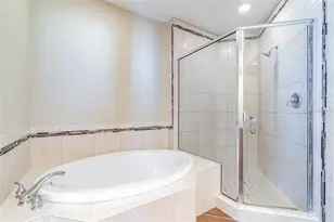 449 S 12th St, Tampa, FL 33602 - Photo 8