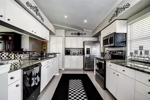 18624 Grand Club Dr, Hudson, FL 34667 - Photo 12