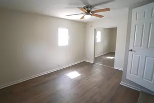 1632 27th Ave N, Saint Petersburg, FL 33713 - Photo 22