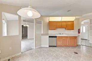 11048 Red Coach St, Spring Hill, FL 34608 - Photo 12