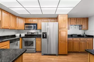 400 Island Way, Clearwater Beach, FL 33767 - Photo 4